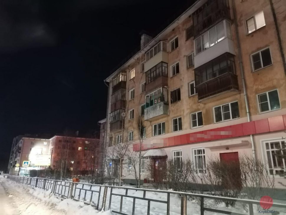 Пожар ликвидировали в жилом доме в Северодвинске